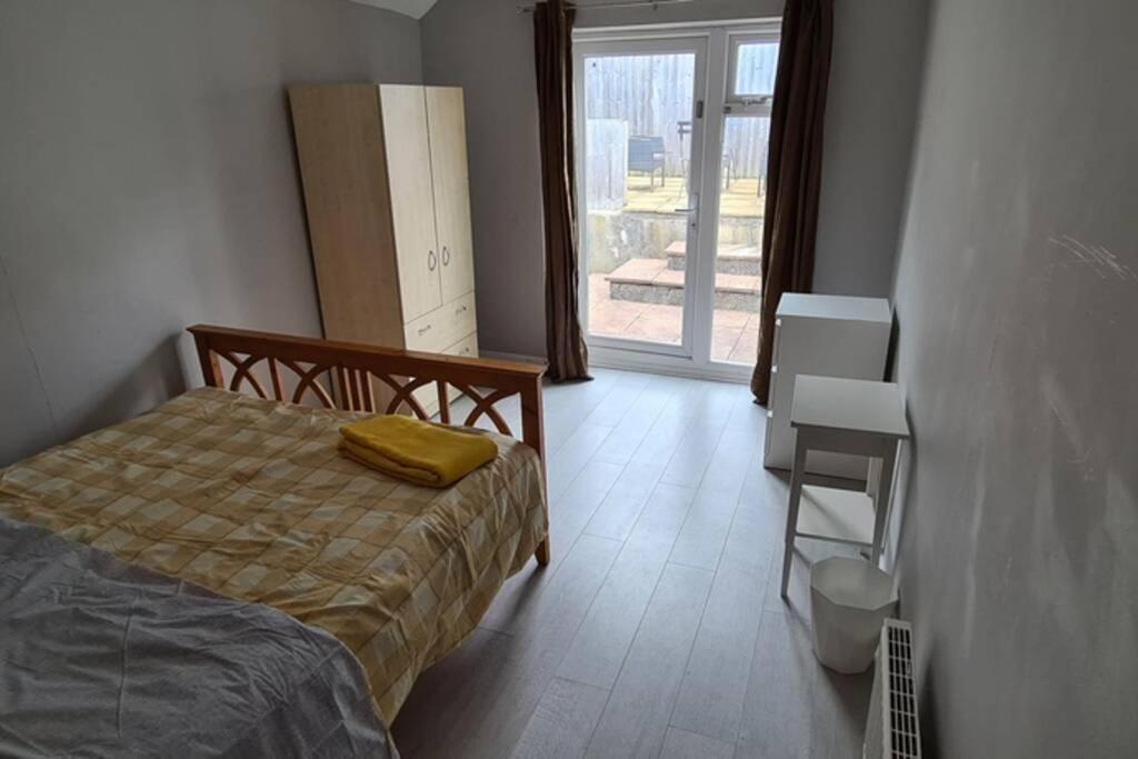Centre Townhouse *