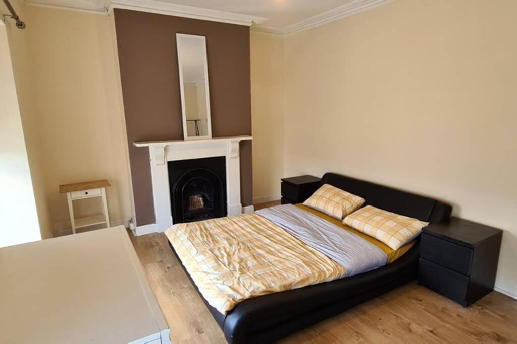 Holiday home Centre Townhouse Swansea